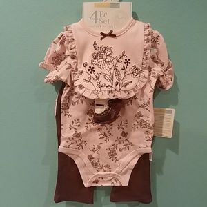 🆕 Vitamin Baby 4 piece set